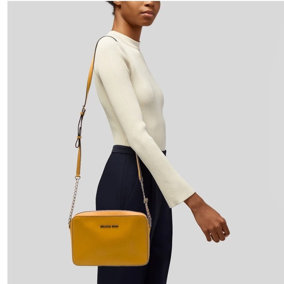 Michael Kors Handbags - Michael Kors Jet Set Large Saffiano Leather Crossbody Bag